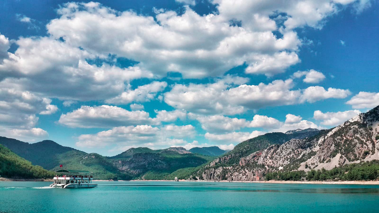 Green Canyon Boat Tour