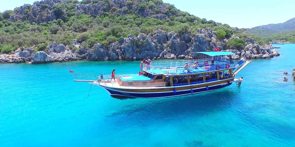 Relax Boat Tour
