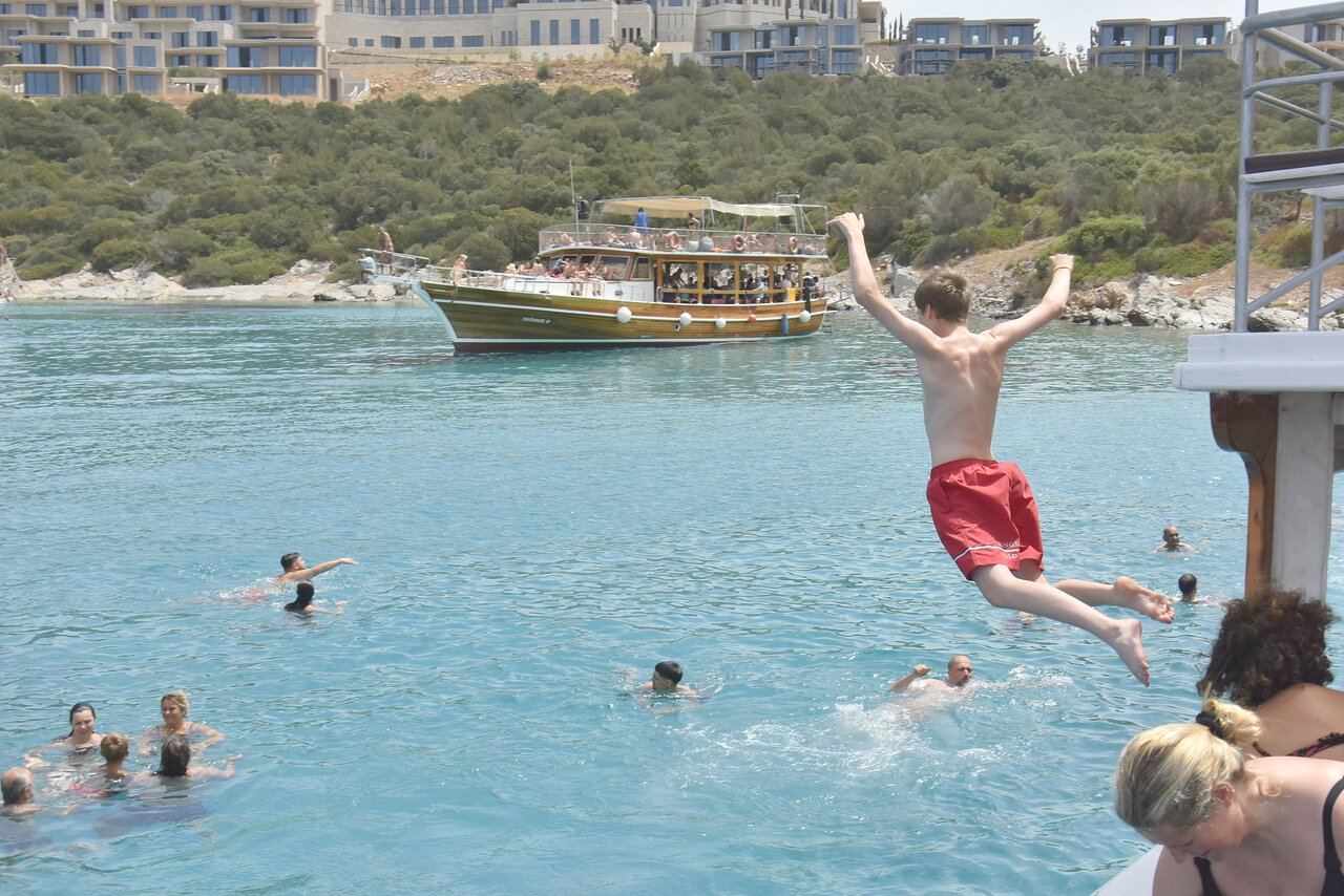 Yarım Gün Relax Tekne Turu